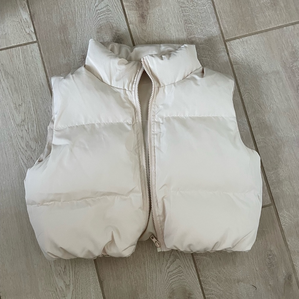 SHEIN PUFFER VEST